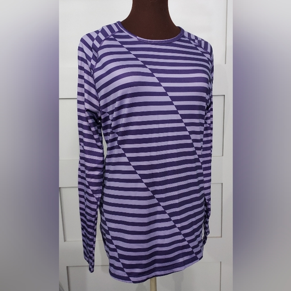 LAYER8 Purple/Lavender Stripe Performance Top Size Large